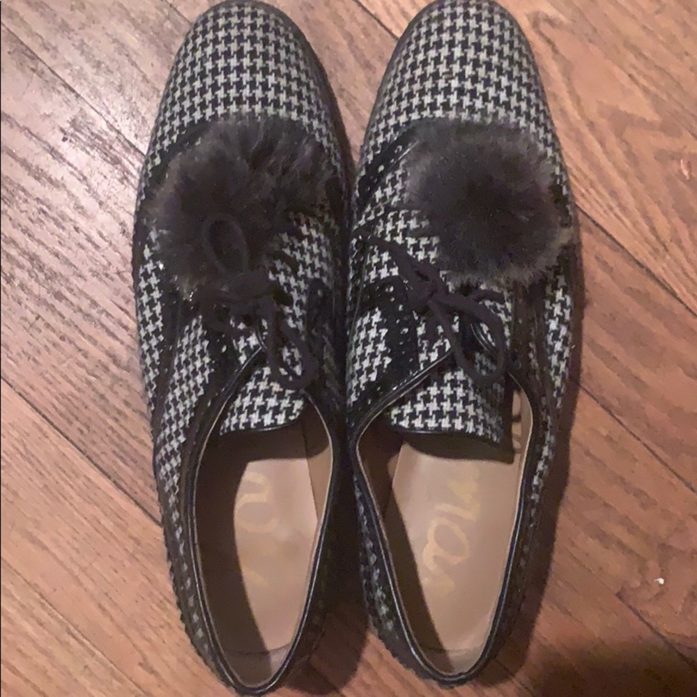 Sam Edelman houndstooth Oxford with a twist!